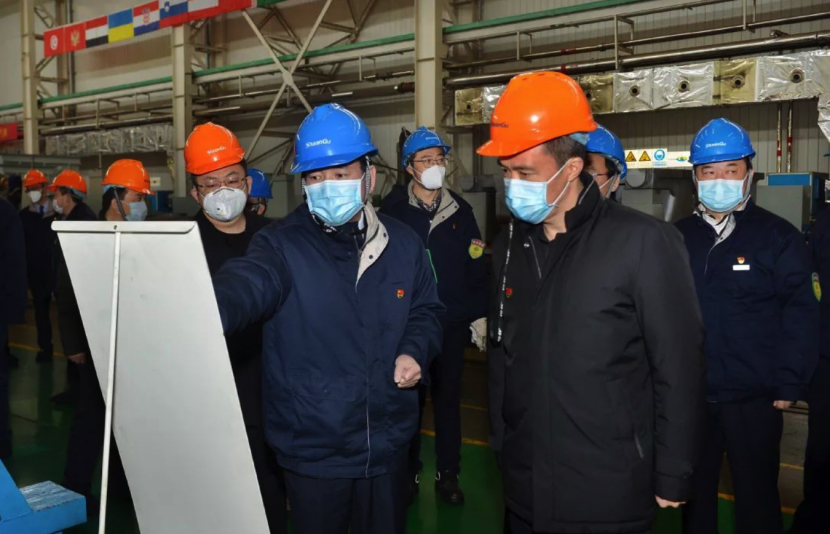 临潼区委副书记、代区长黄可深入非凡国际调研部署疫情防控工作